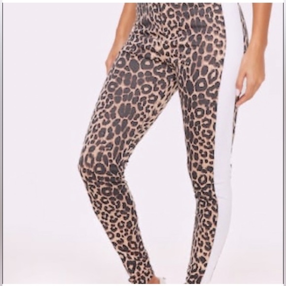 PrettyLittleThing Pants - Pretty little thing Animal print leggings with stripes on the sides new size 12